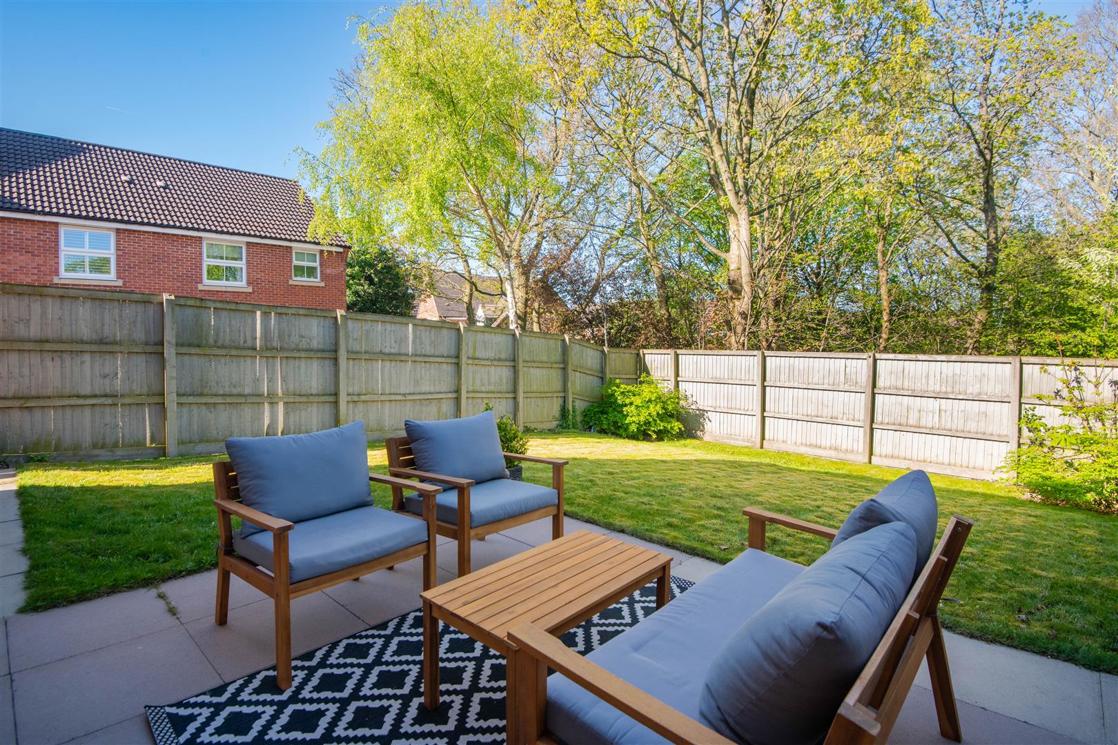 3 bed property in Parish Gardens, Leyland